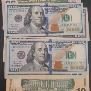 $100 USD Bills